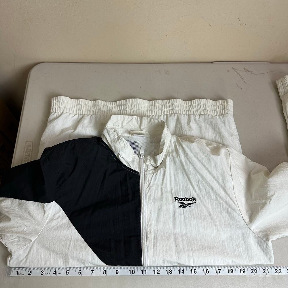 Reebok Mens Windbreaker Jacket Size Medium‎ Athletic Retro Y2K Baggy Streetwear - Picture 13 of 14